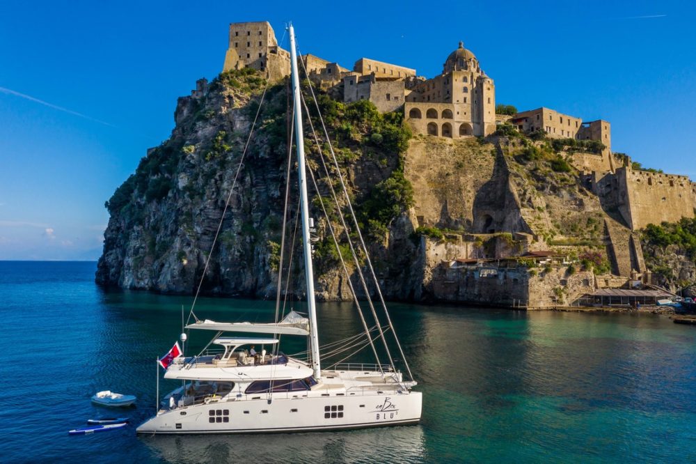 Italy yacht charter catamaran ombre-blu³