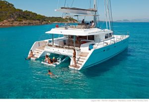 Lagoon catamarans - Luxury yacht charter 'Blue Moon' 