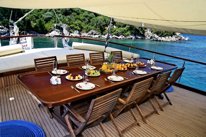 Luxury yacht charter Turkey Derya Deniz - outside dining